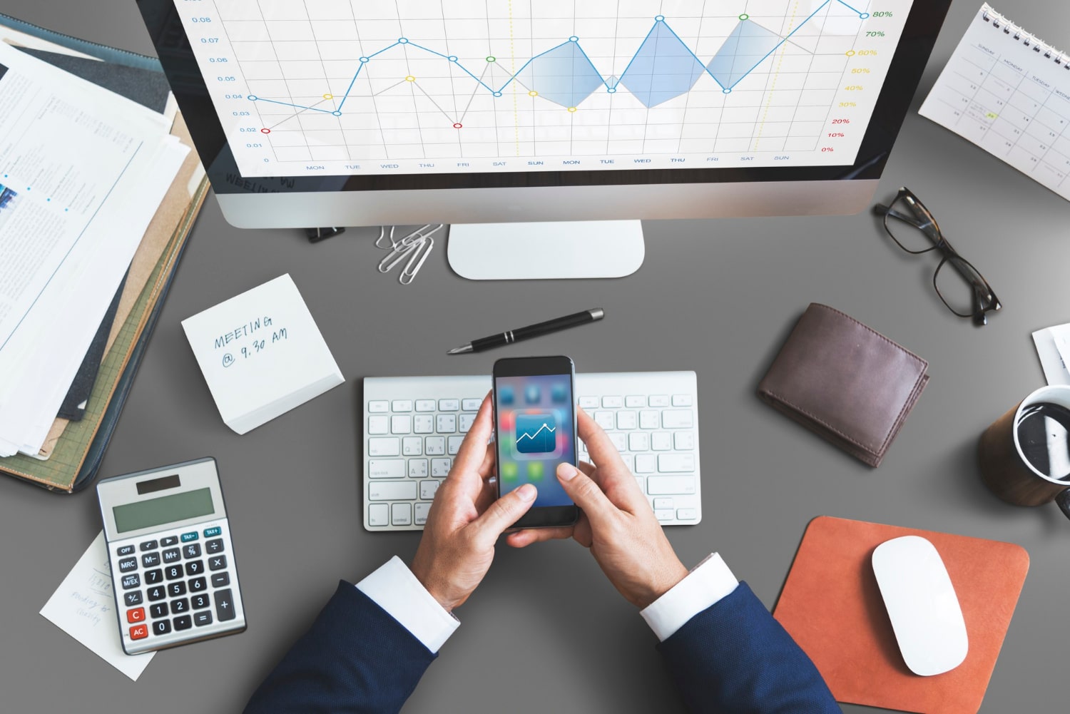 نسخه موبایل نرم افزار امیسا میتواند با به حداقل رساندن زمان تاخیر بین ارسال و دریافت فاکتورهای شما، حاشیههای تجاری و جریان نقدی شما را تا حد زیادی بهبود بخشد.